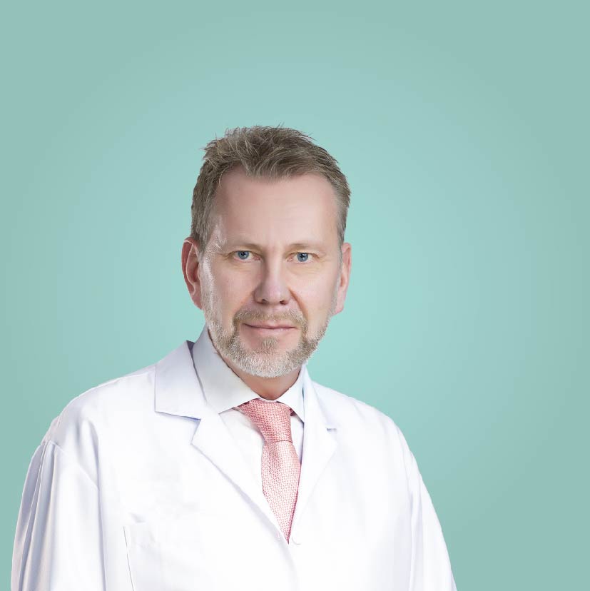 Dr. Goran Martin - Consultant Plastic Surgeon